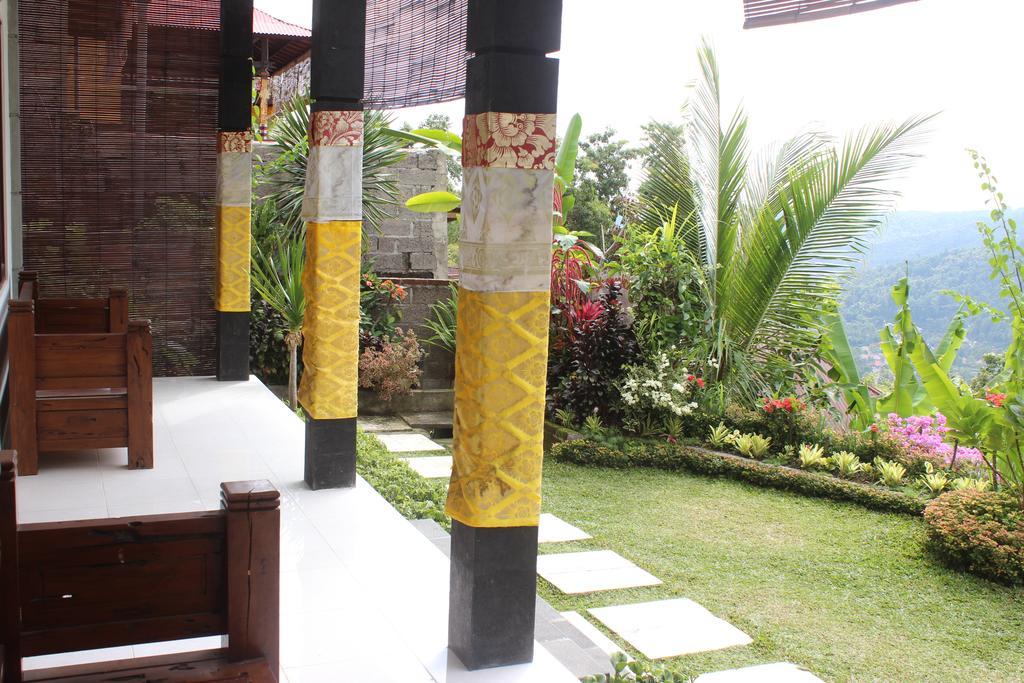 Dangin Mangkalan Homestay Munduk  Room photo